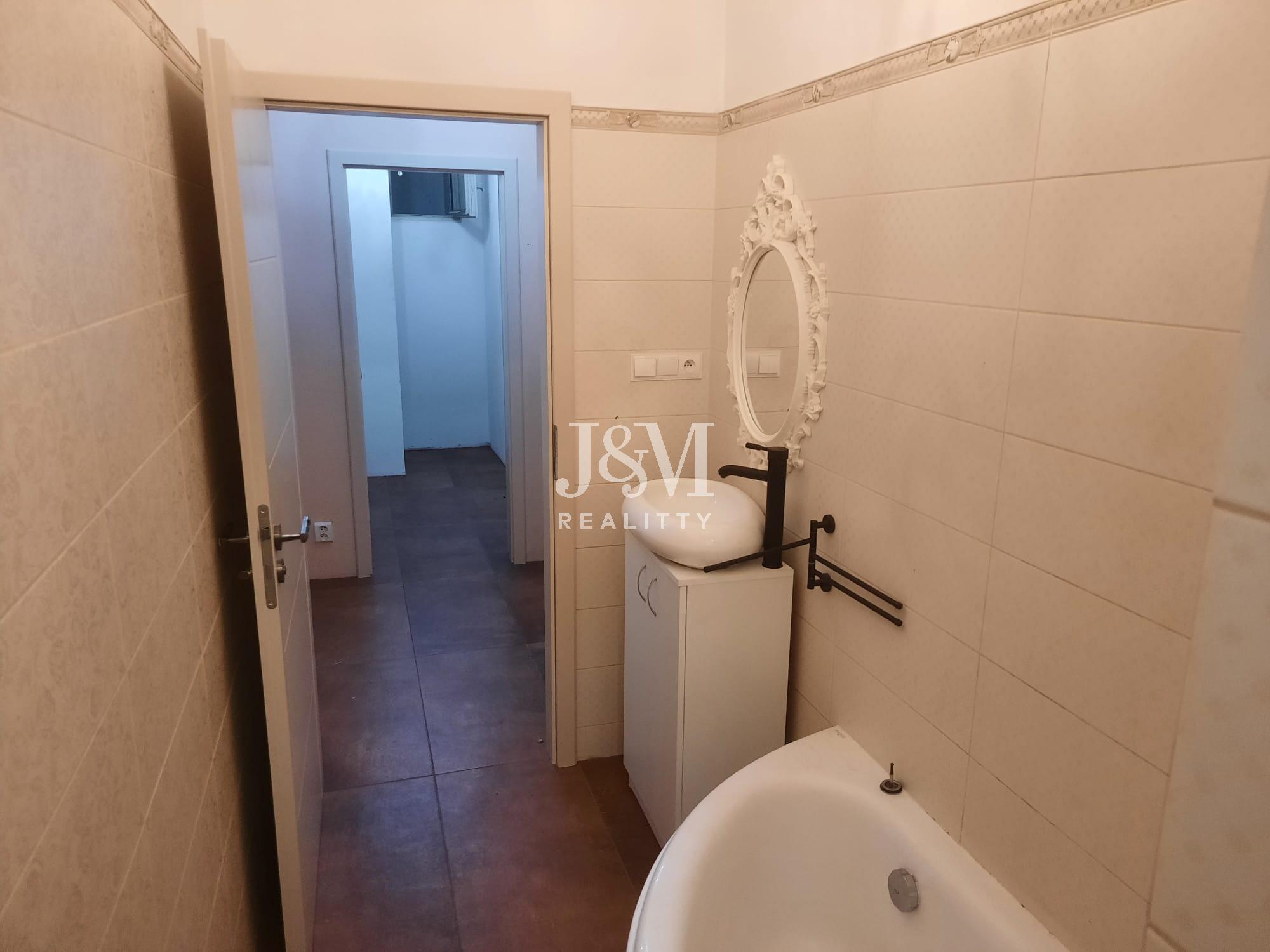 5e9e4d3c-f9d6-4334-81b3-d43cd9bb04bd